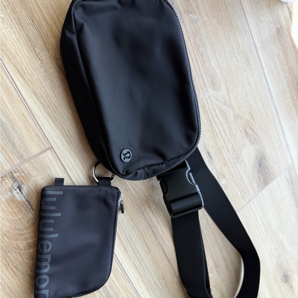 lululemon athletica Black Belt Bag Set